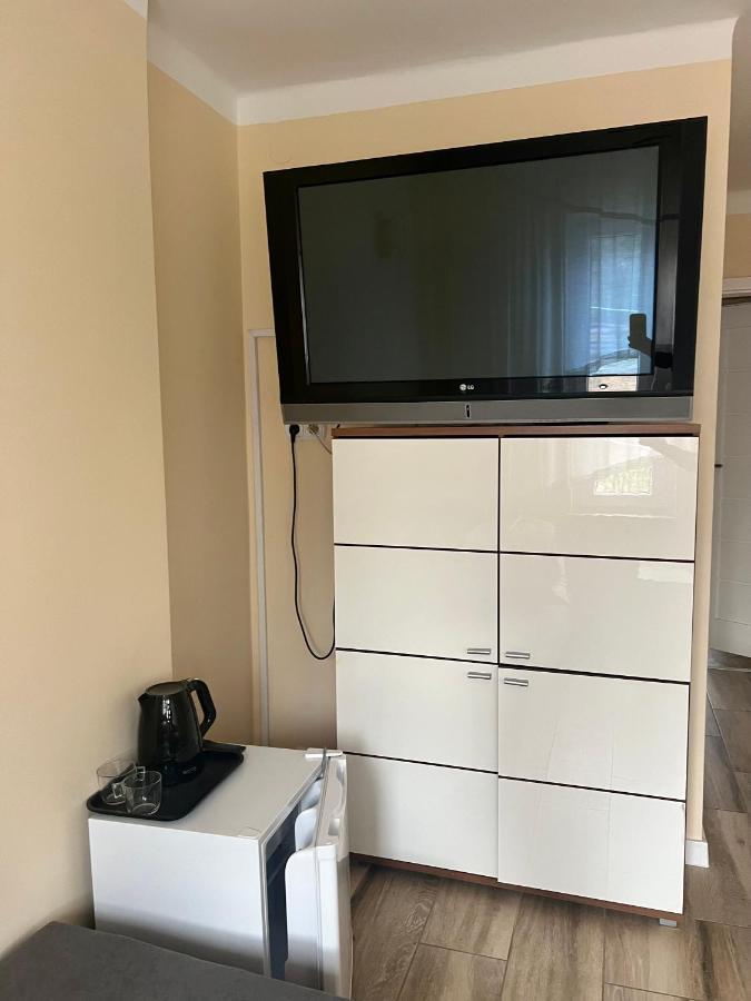 Hostel Wiktoria Brok Zewnętrze zdjęcie